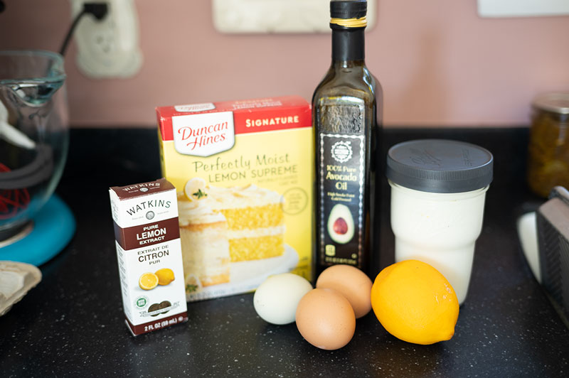 ingredients used in the easy lemon cake recipe